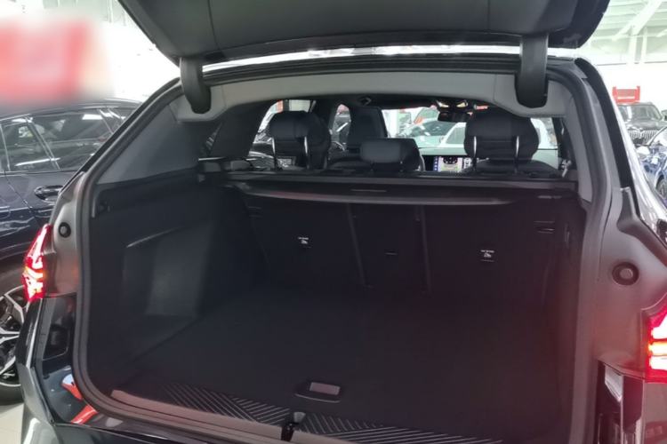 Used BMW X3 2025 xDrive30L Leading Model M Sport Package Trunk