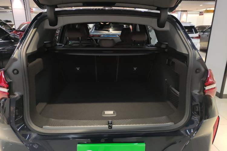 Used BMW X3 2025 xDrive30L Luxury Edition M Sport Package Trunk