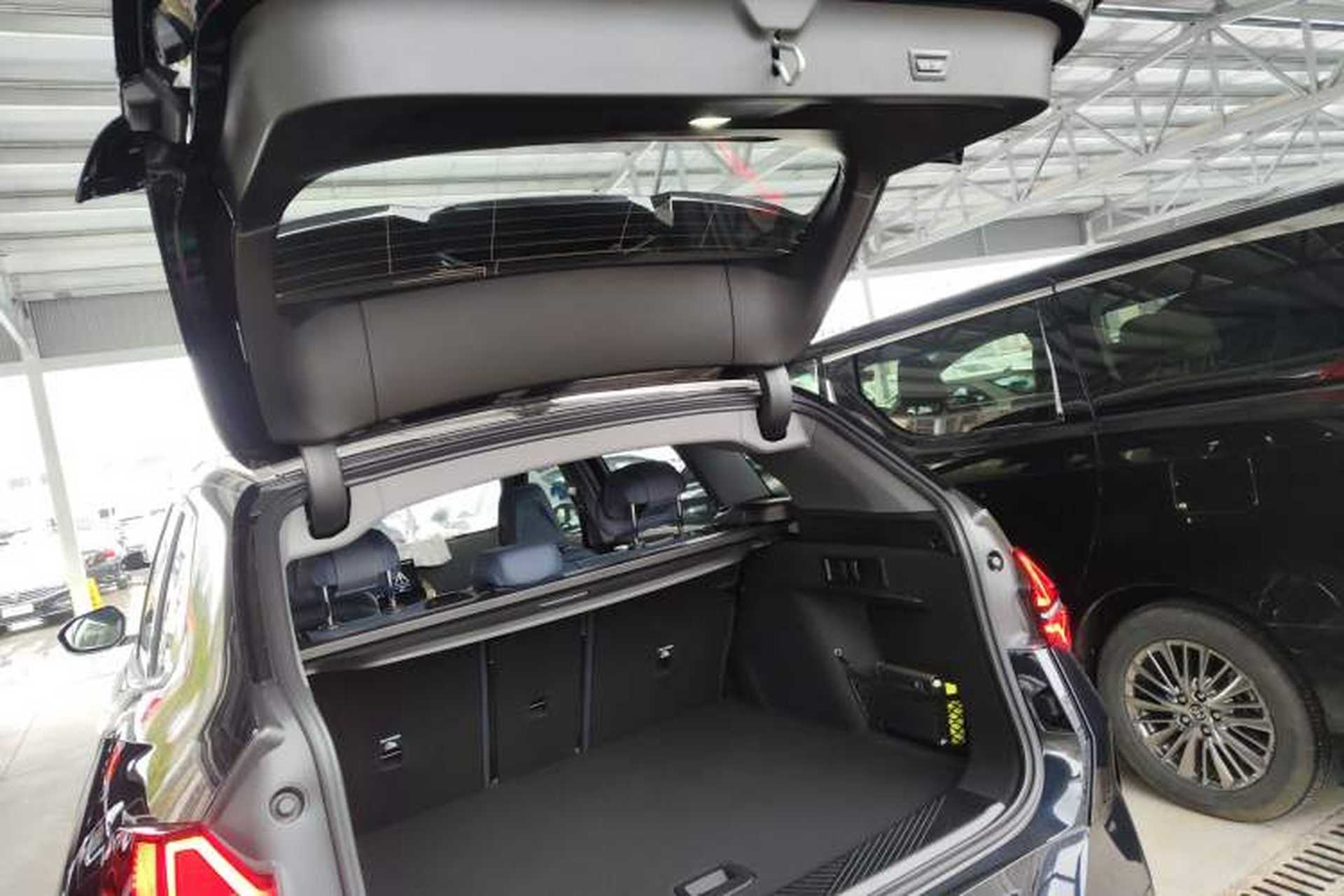 Used BMW X3 2025 xDrive30L Luxury Edition M Sport Package Trunk
