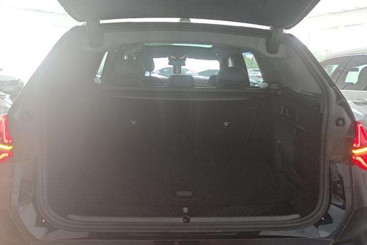 Used BMW X3 2025 xDrive30L Leading Model M Sport Package Trunk