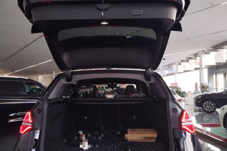 Used BMW X3 2025 Model, xDrive30L Leading M Sport Night Package Trunk