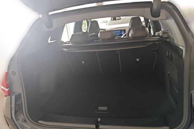 Used BMW X3 2025 xDrive30L Leading Model M Sport Package Trunk
