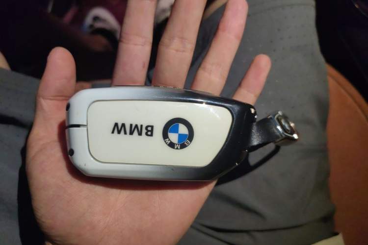 Used BMW X3 2025 xDrive25L Luxury Package Vehicle Key
