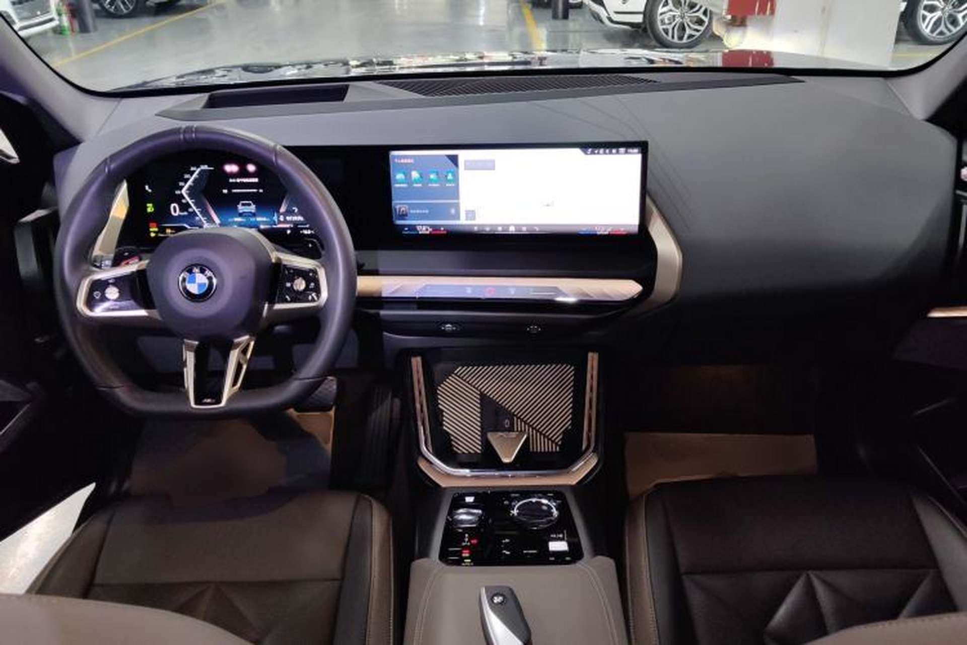 Used BMW X3 2025 xDrive30L Luxury Edition M Sport Package Center Console