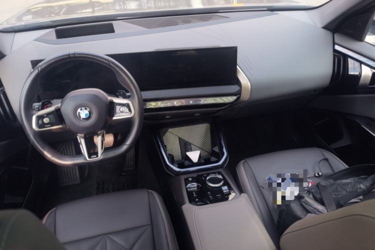 Used BMW X3 2025 xDrive30L Luxury Edition M Sport Package Center Console