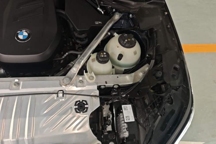 Used BMW X3 2025 xDrive30L Luxury Edition M Sport Package Engine Bay Left