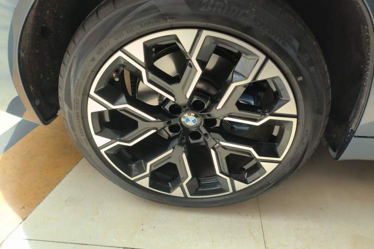 Used BMW X3 2025 xDrive30L Luxury Edition M Sport Package Exterior 5