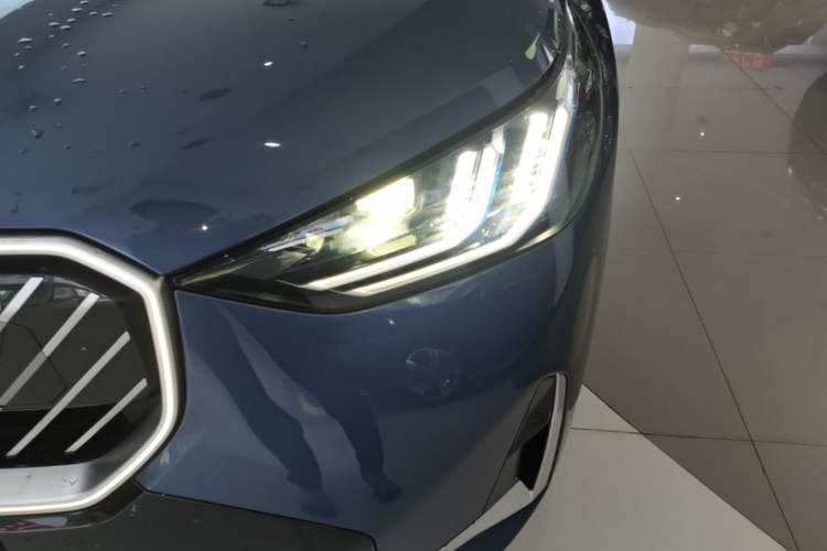 Used BMW X3 2025 xDrive30L Luxury Edition M Sport Package Left Front Headlight