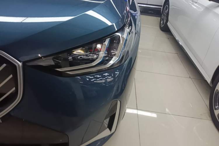 Used BMW X3 2025 xDrive30L Luxury Edition M Sport Package Left Front Headlight