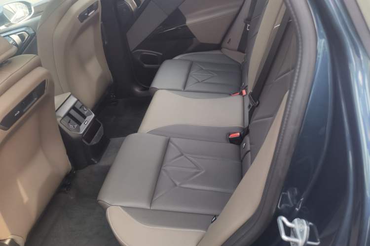 Used BMW X3 2025 xDrive30L Luxury Edition M Sport Package Left Rear Seat