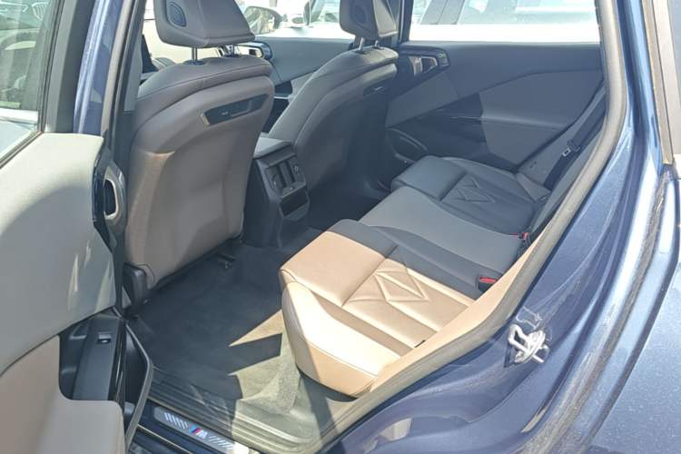 Used BMW X3 2025 xDrive30L Luxury Edition M Sport Package Left Rear Seat