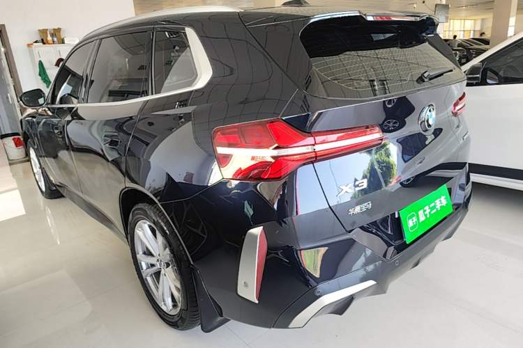 Used BMW X3 2025 xDrive25L Luxury Package Rear Left 45 Deg