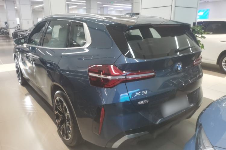 Used BMW X3 2025 xDrive30L Luxury Edition M Sport Package Rear Left 45 Deg