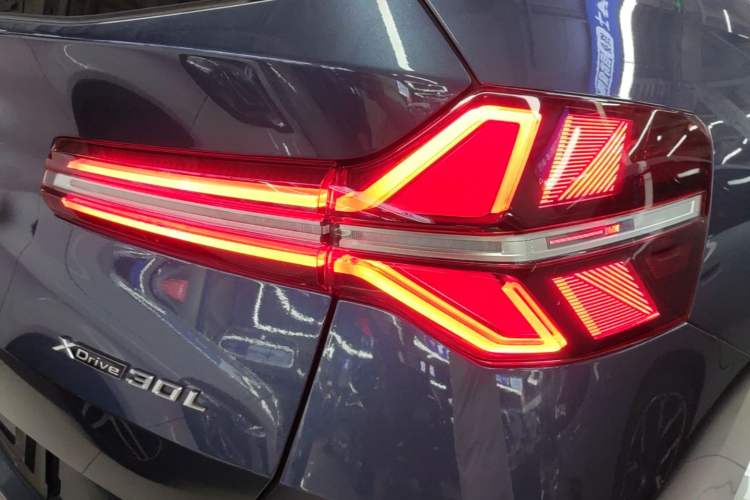 Used BMW X3 2025 xDrive30L Luxury Edition M Sport Package Right Rear Taillight