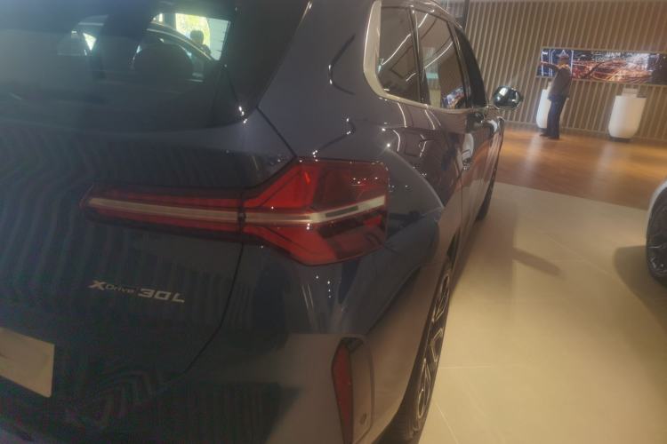 Used BMW X3 2025 xDrive30L Luxury Edition M Sport Package Right Rear Taillight