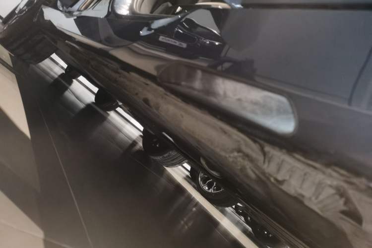 Used BMW X3 2025 xDrive30L Luxury Edition M Sport Package Right Side Sill