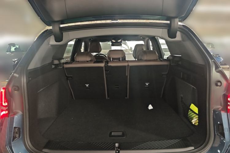 Used BMW X3 2025 xDrive30L Luxury Edition M Sport Package Trunk