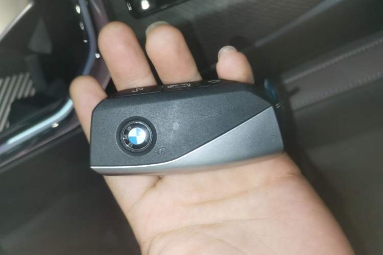 Used BMW X3 2025 xDrive30L Luxury Edition M Sport Package Vehicle Key