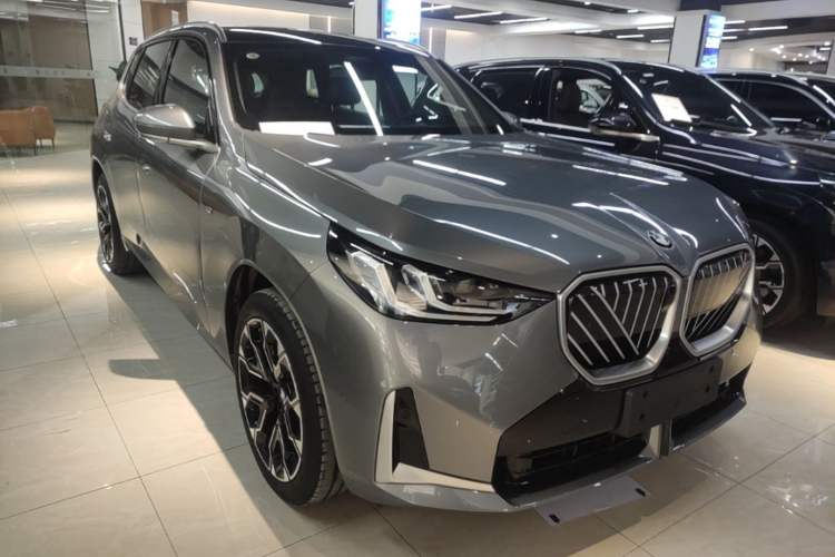 Used BMW X3 2025 xDrive30L Luxury Edition M Sport Package Exterior 1