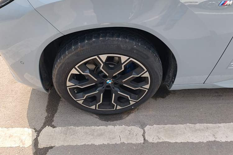 Used BMW X3 2025 xDrive30L Luxury Edition M Sport Package Exterior 4