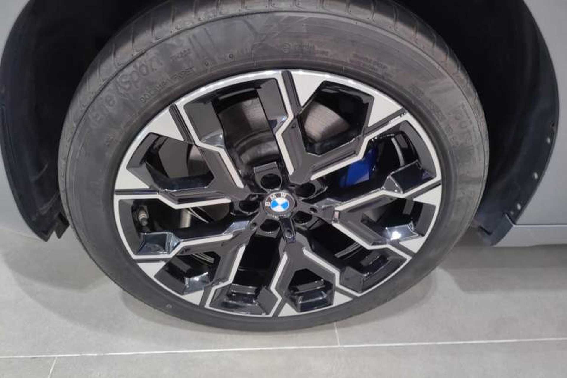 Used BMW X3 2025 xDrive30L Luxury Edition M Sport Package Exterior 4