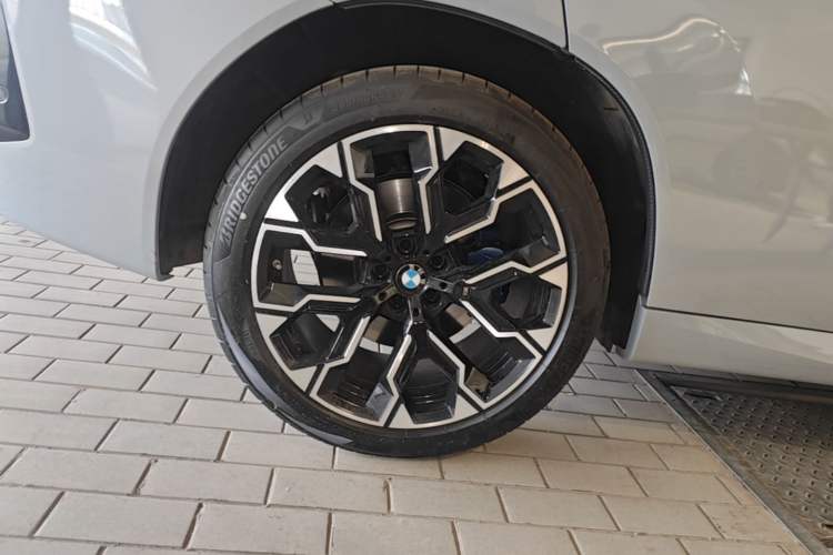 Used BMW X3 2025 xDrive30L Leading Model M Sport Package Exterior 5