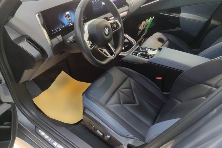 Used BMW X3 2025 xDrive30L Luxury Edition M Sport Package Left Front Seat