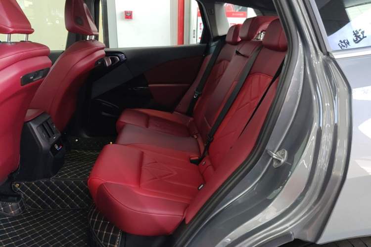 Used BMW X3 2025 xDrive30L Luxury Edition M Sport Package Left Rear Seat