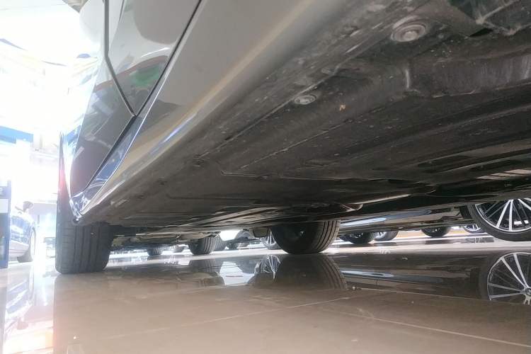 Used BMW X3 2025 xDrive30L Luxury Edition M Sport Package Left Side Sill