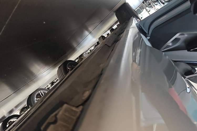 Used BMW X3 2025 xDrive30L Luxury Edition M Sport Package Left Side Sill