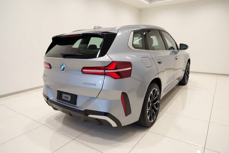 Used BMW X3 2025 xDrive30L Luxury Edition M Sport Package Rear Right 45 Deg