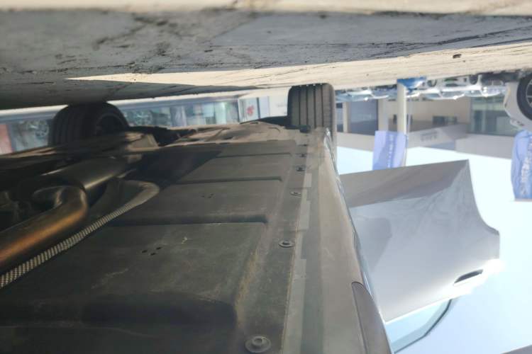 Used BMW X3 2025 xDrive30L Luxury Edition M Sport Package Right Side Sill