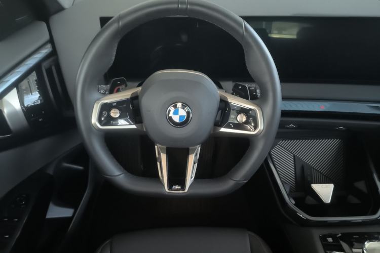 Used BMW X3 2025 xDrive30L Luxury Edition M Sport Package Steering Wheel