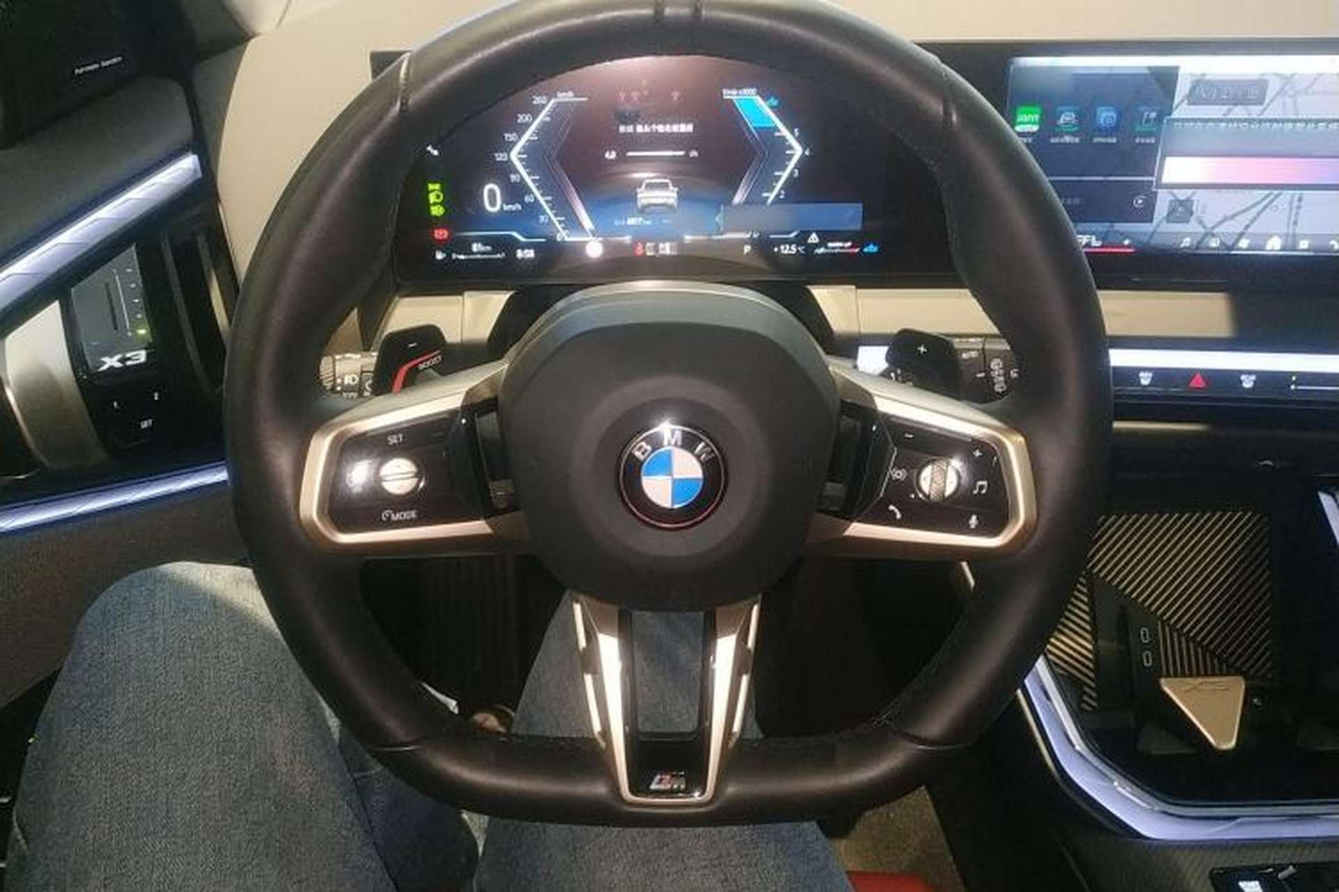 Used BMW X3 2025 xDrive30L Luxury Edition M Sport Package Steering Wheel