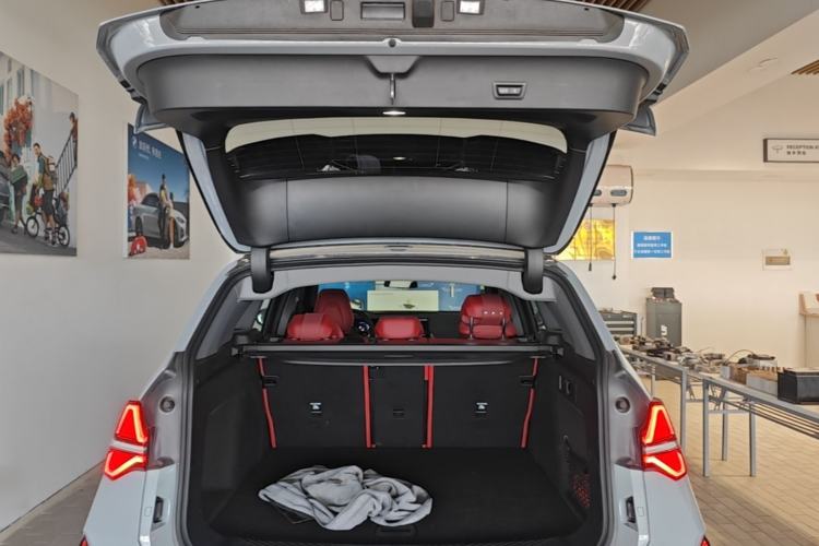 Used BMW X3 2025 xDrive30L Leading Model M Sport Package Trunk