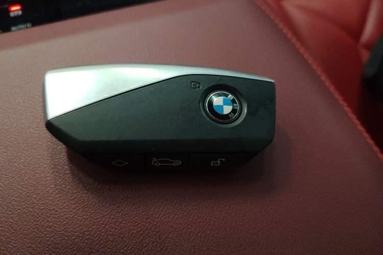 Used BMW X3 2025 xDrive30L Luxury Edition M Sport Package Vehicle Key