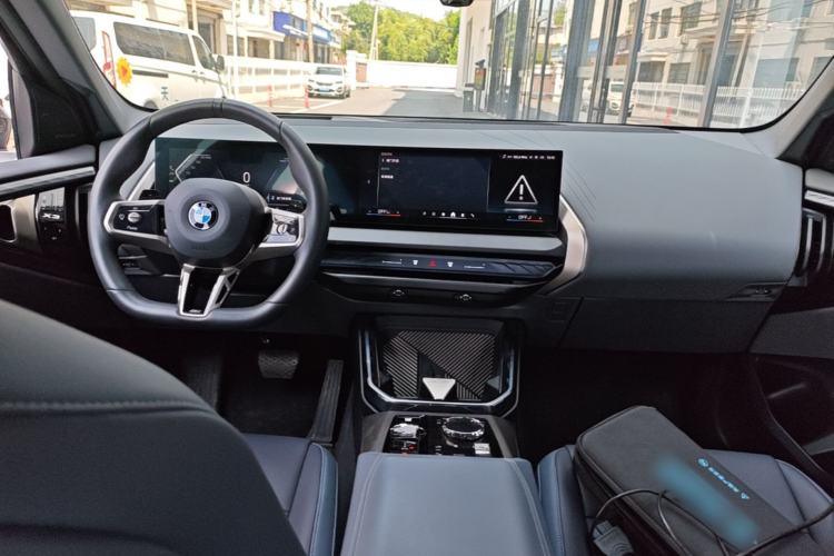 Used BMW X3 2025 xDrive30L Leading Model M Sport Package Center Console