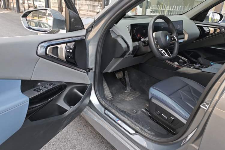 Used BMW X3 2025 xDrive30L Leading Model M Sport Package Driver Seat