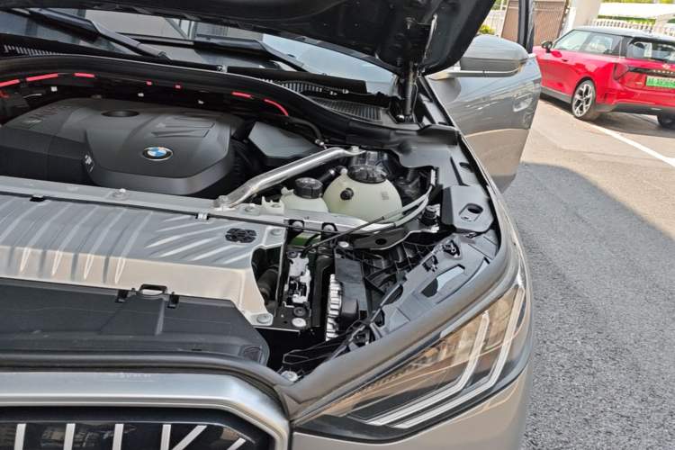 Used BMW X3 2025 xDrive30L Leading Model M Sport Package Engine Bay Left