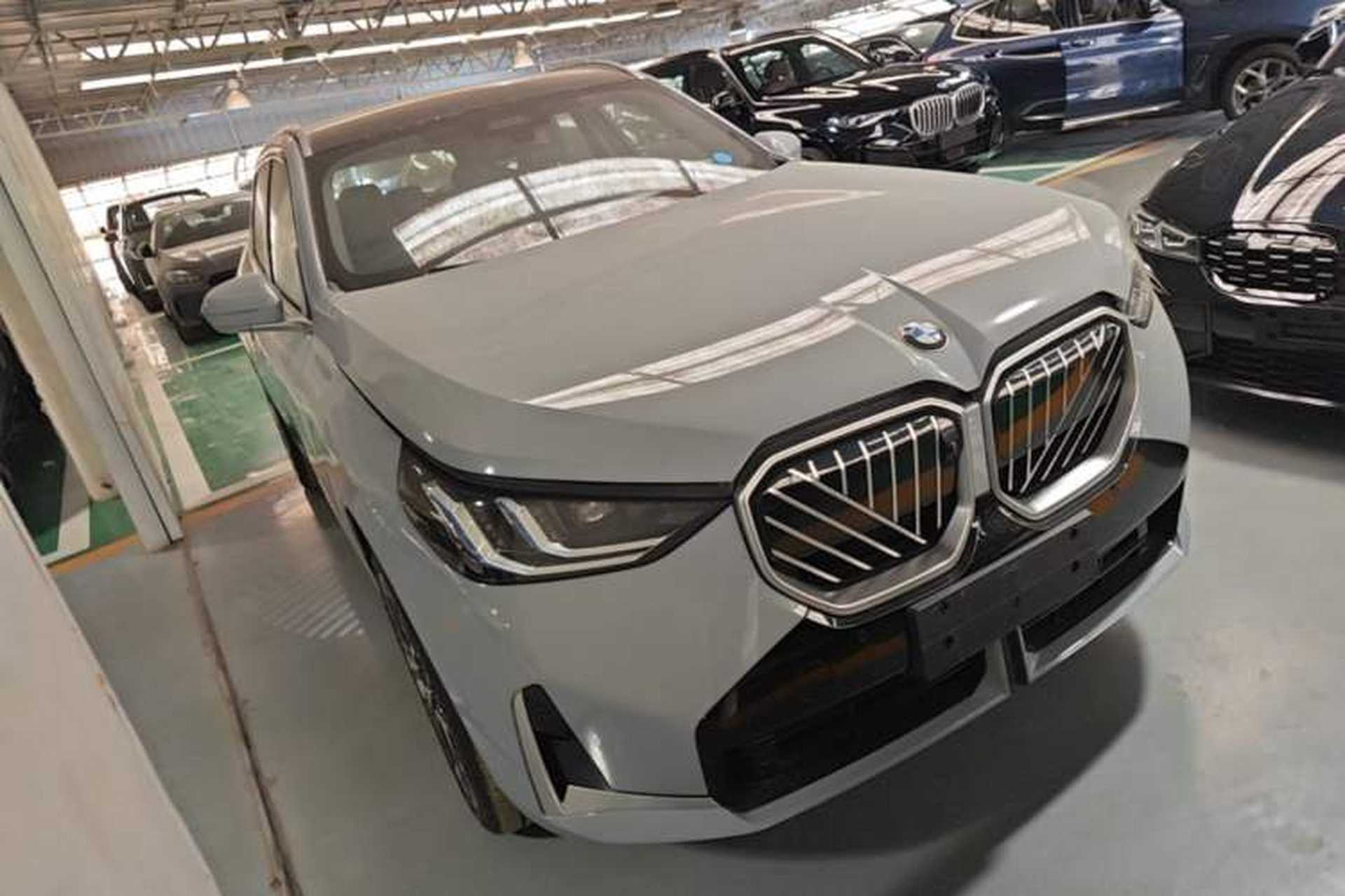 Used BMW X3 2025 xDrive30L Luxury Edition M Sport Package Front Right 45 Deg