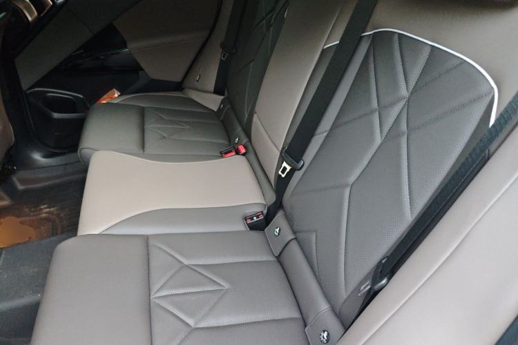 Used BMW X3 2025 xDrive30L Leading Model M Sport Package Left Rear Seat