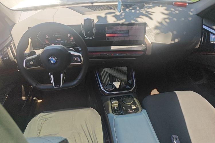 Used BMW X3 2025 xDrive30L Leading Model M Sport Package Center Console