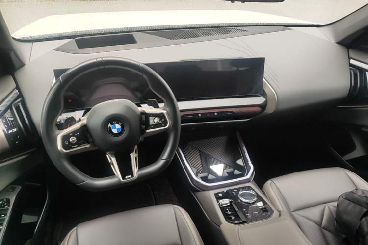 Used BMW X3 2025 xDrive30L Luxury Edition M Sport Package Center Console