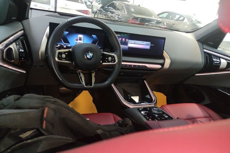 Used BMW X3 2025 xDrive30L Leading Model M Sport Package Center Console