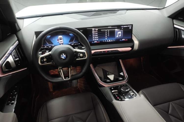 Used BMW X3 2025 xDrive30L Leading Model M Sport Package Center Console