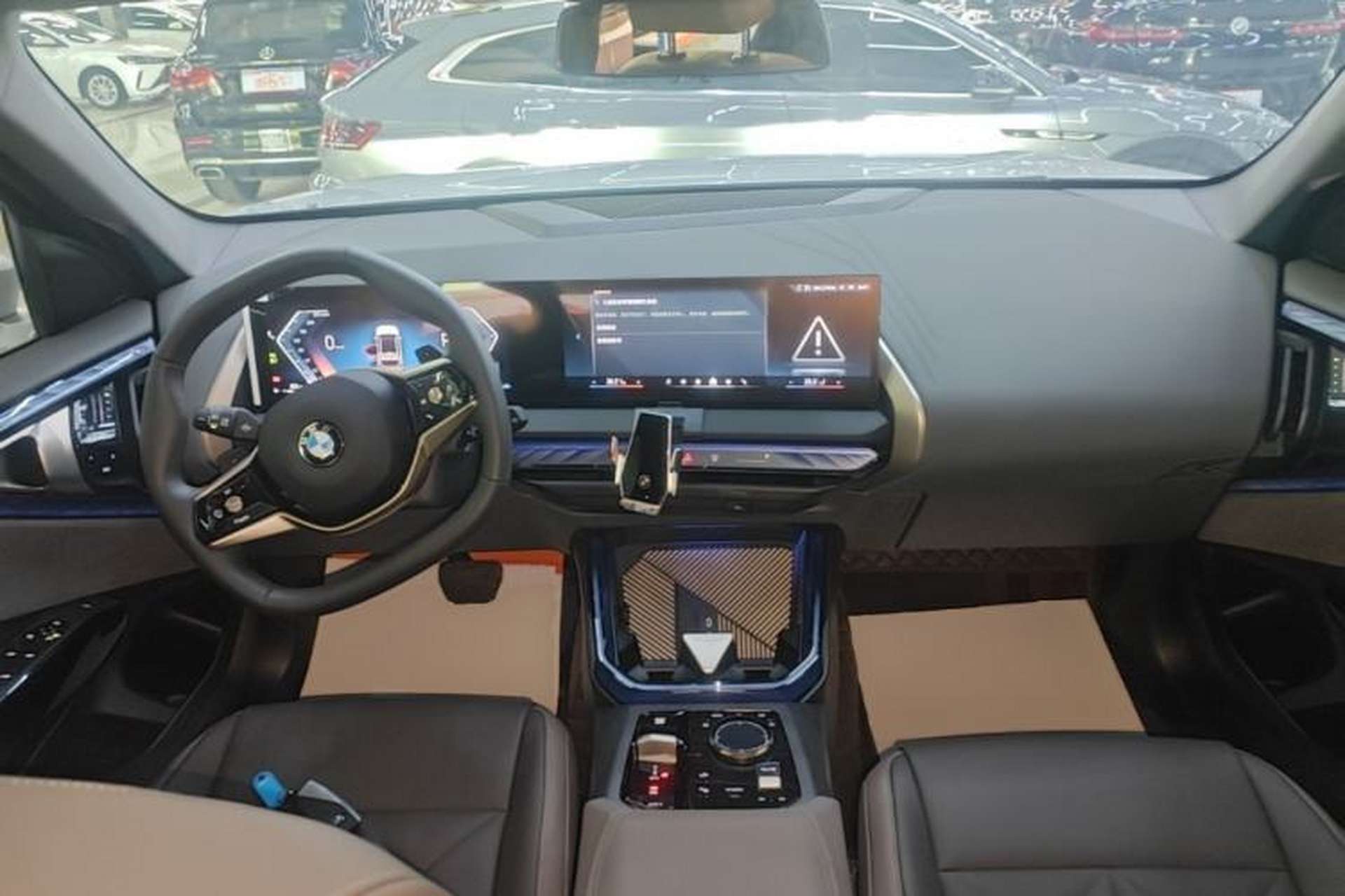 Used BMW X3 2025 Model, Facelifted xDrive25L Luxury Package Center Console