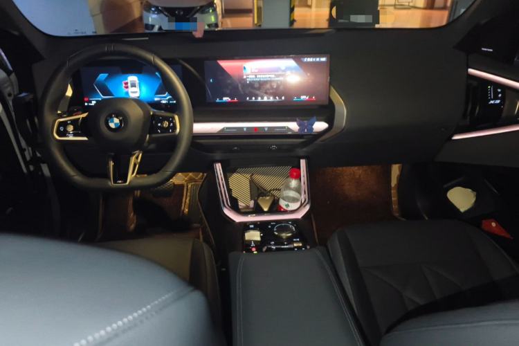 Used BMW X3 2025 xDrive30L Leading Model M Sport Package Center Console