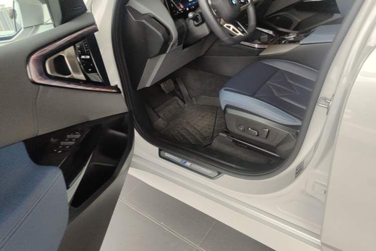 Used BMW X3 2025 xDrive30L Leading Model M Sport Package Driver Seat
