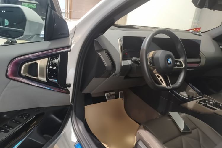 Used BMW X3 2025 xDrive30L Luxury Edition M Sport Package Driver Seat