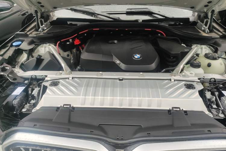 Used BMW X3 2025 xDrive30L Luxury Edition M Sport Package Engine Bay
